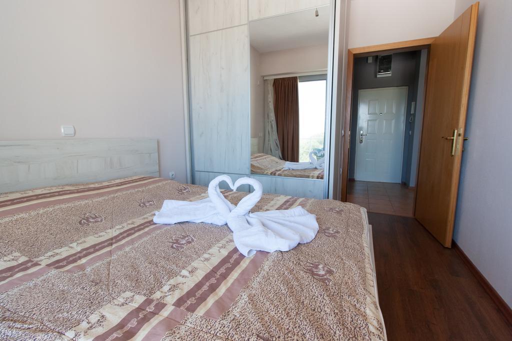 Art I Apartments Улцинь Экстерьер фото