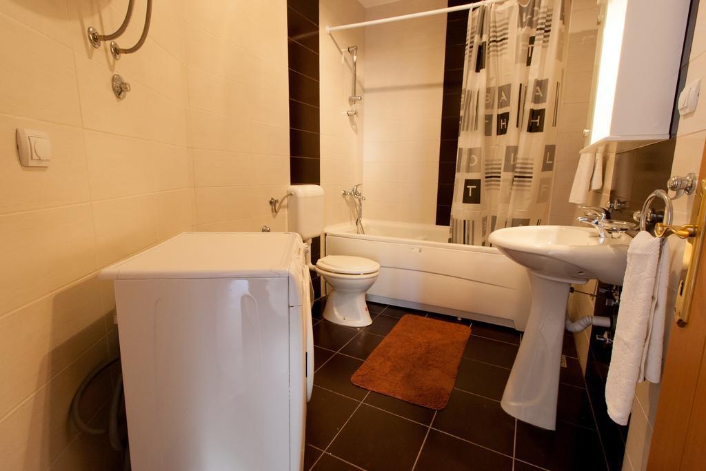 Art I Apartments Улцинь Экстерьер фото